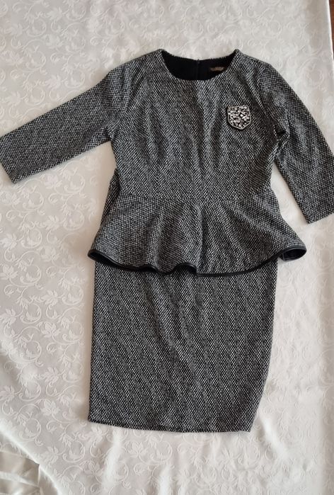 Продаю женскую одежду