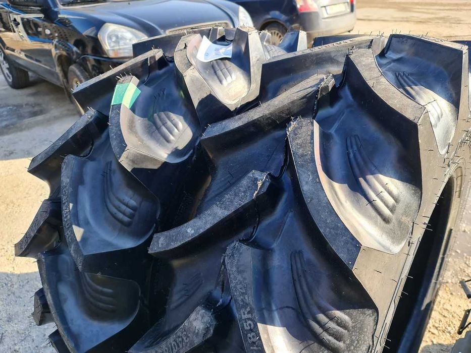 Cauciucuri noi 340/85R24 OZKA anvelope radiale 13.6R24 tractor