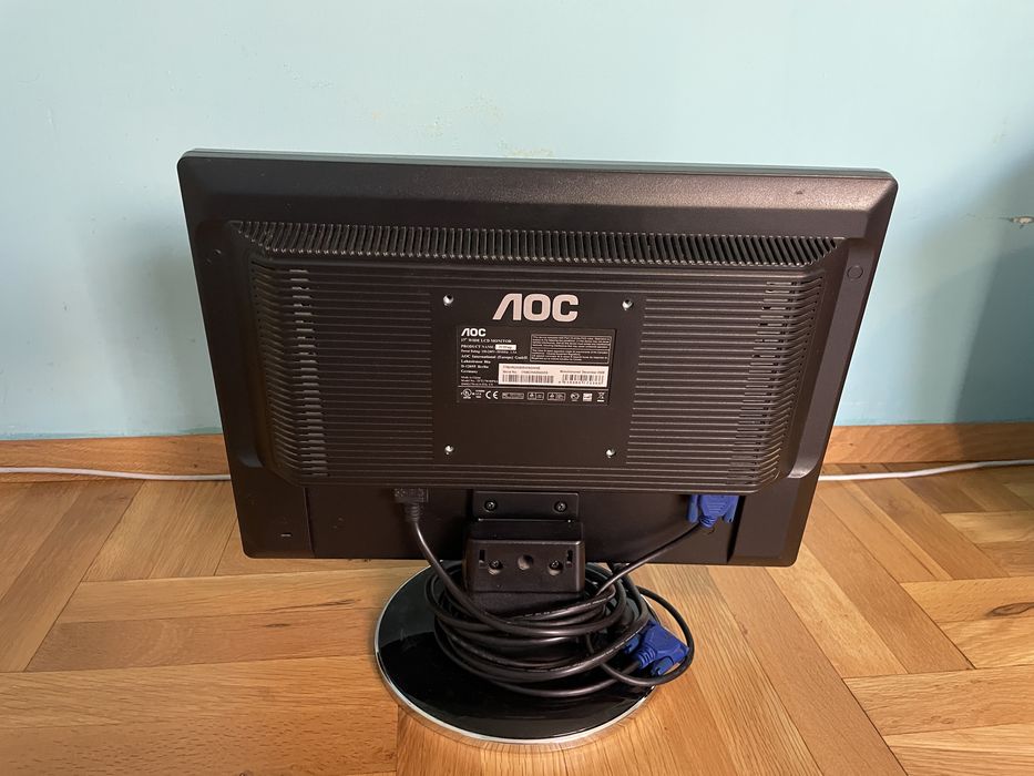 Стари монитори Samsung / AOC 17 инча