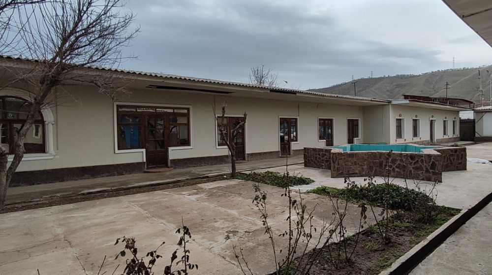 Срочно сотилади!Фасад 20 метр узунасига 50 метр