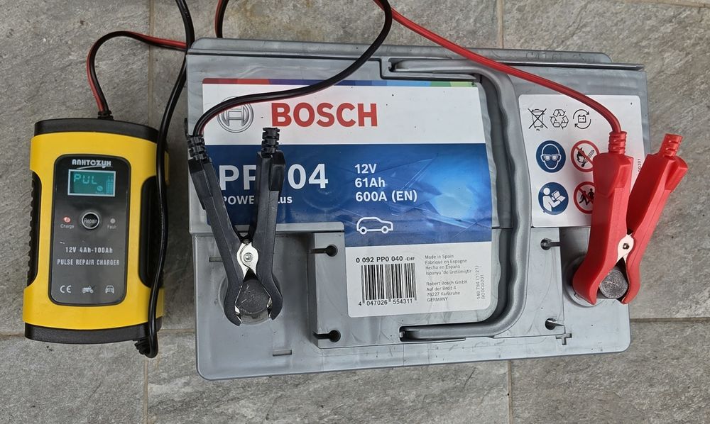 Продавам акумулатор bosch