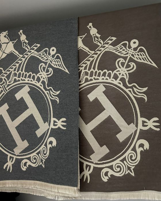 Палантин  ,шарфы , платки