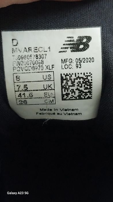 Adidasi originali New Balance Nr.41,5