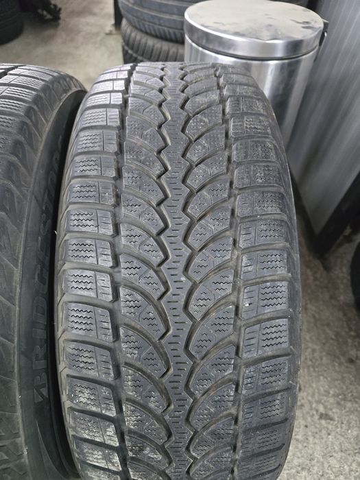 4 Броя 225/60/17 Bridgestone 2x6,5mm 2x6mm
