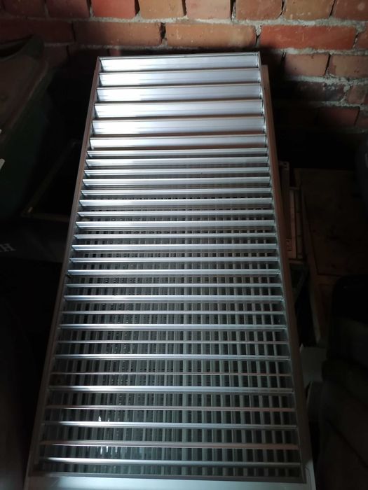 Продавам вентилационни решетки