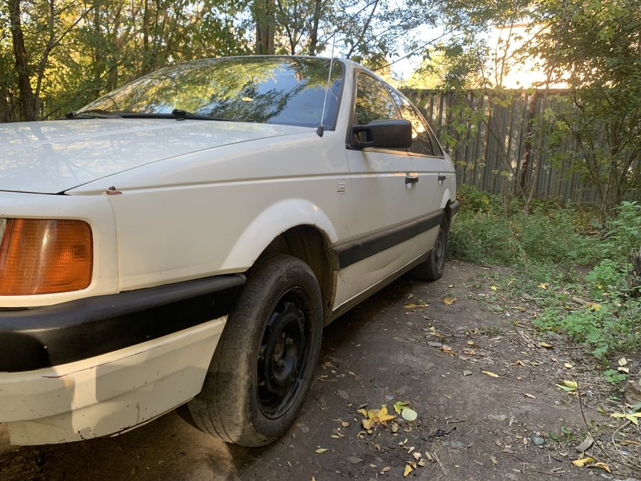 Пассат б3 1’8  мона гур