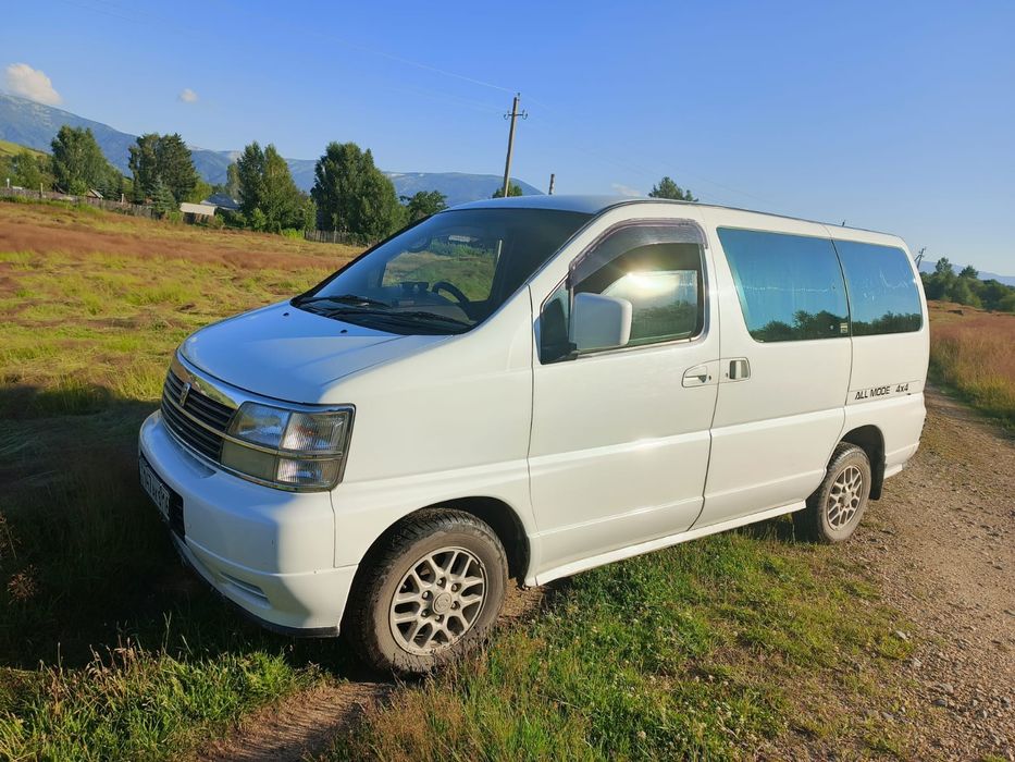 Продам Nissan Elgrand