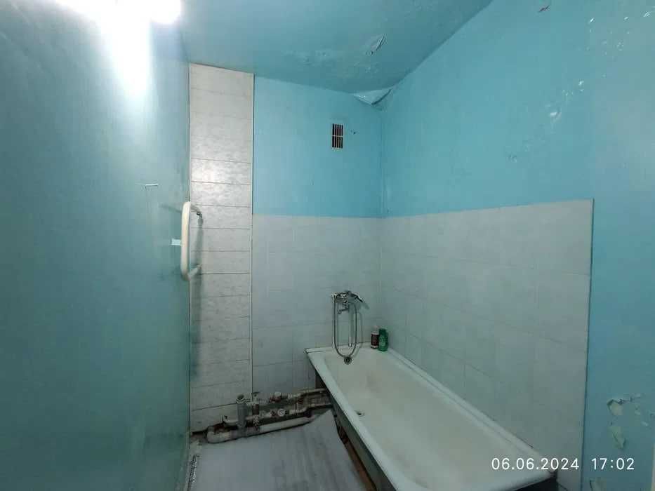 Срочна 3/7/9  Яшнабадский район, Массив Панельный