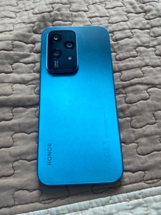 Продам смартфон Honor 200 lite