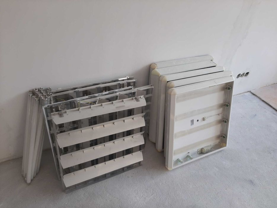 Лампи, офис лампи