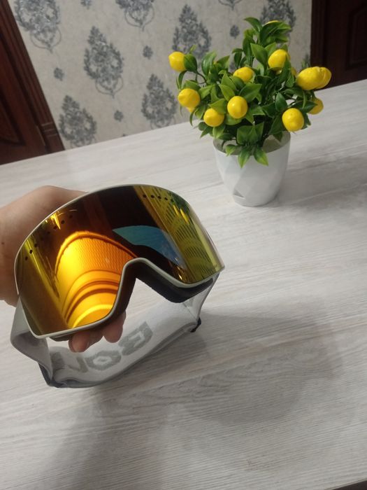 Ko'z oynak tog' chang'is va matasikl uchun