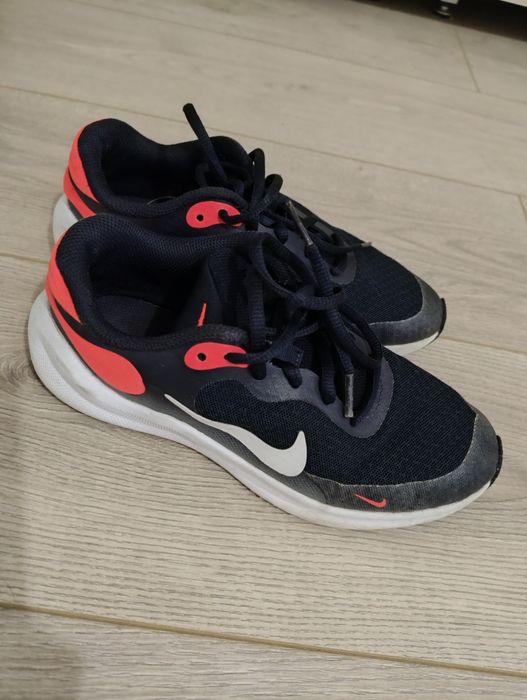 Adidași copii (masuri: 35,5 -36 -37)