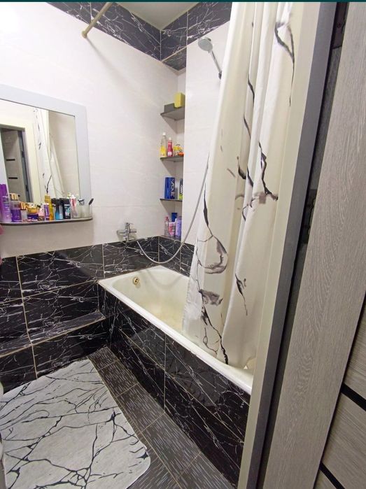 Продаю  1 комнатную 43м² Чиланзар 18