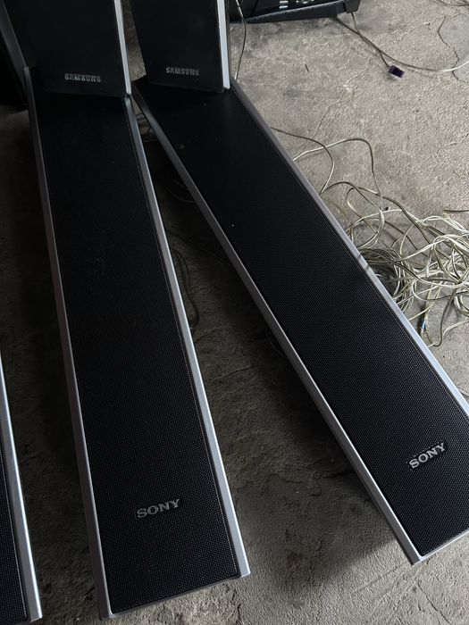 Set boxe Sony, Samsung și AKAI + 2 boxe suplimentare