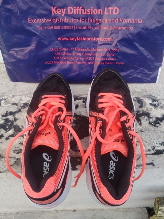 Продава asics gel impression8-37,5