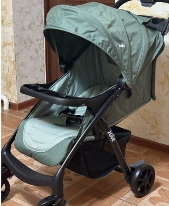 Коляска Joie и Easywalker Milley