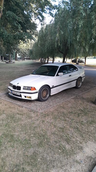 BMW 3 Series 1994 — imagine 5