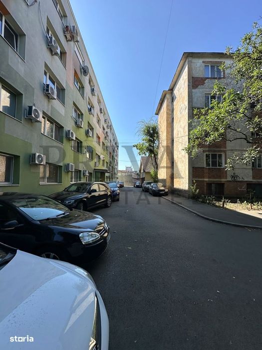 Garsoniera renovata, 26 mp, etaj 2, Complex Studențesc