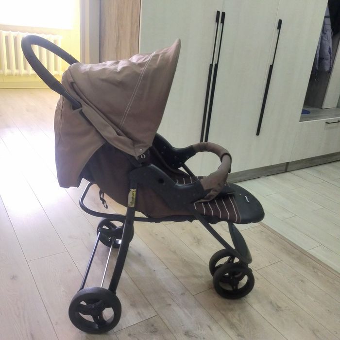 Продам коляску в отличном состоянии