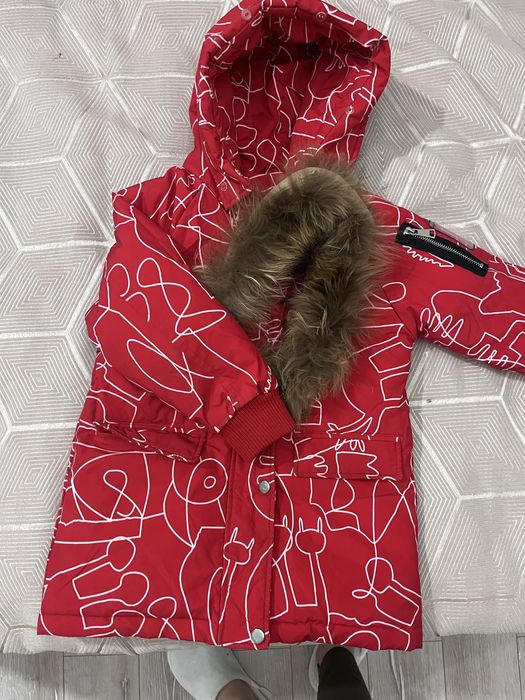 Куртка для девочки 5-6 лет