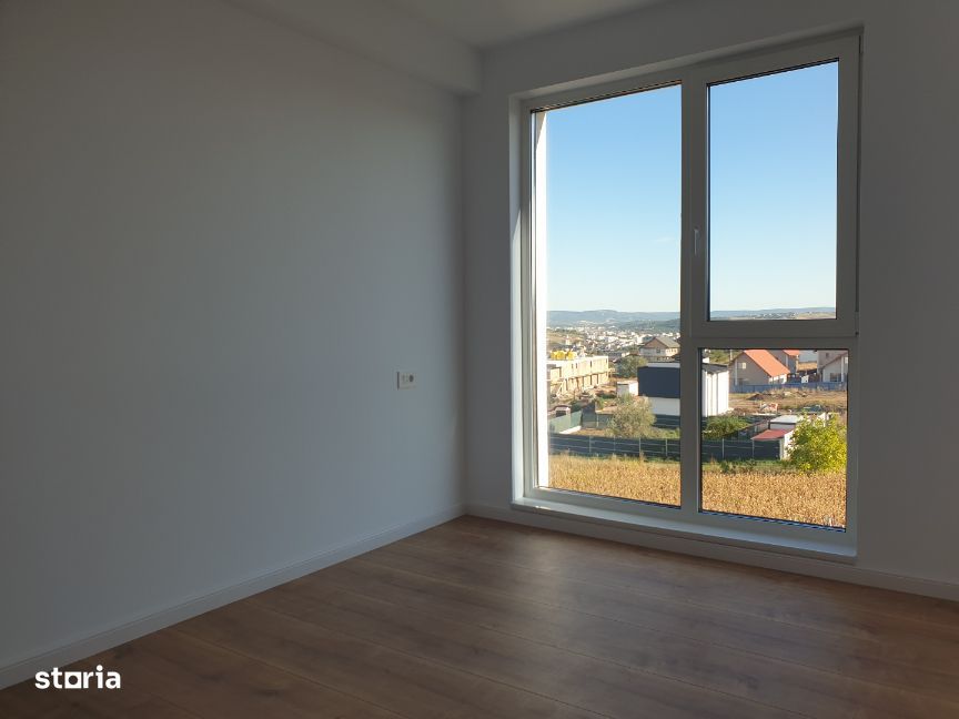 IASI-REDIU –Apartament cu 3 camere ultramodern- suprafata vitrata mare