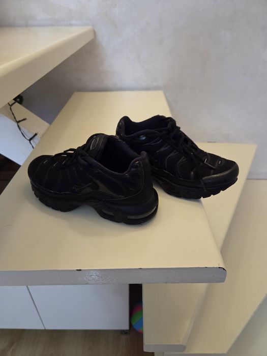 Детски маратонки nike dinamo go 31 - nike air max tn 33