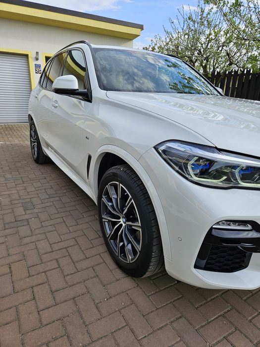 BMW X5 2021 — imagine 2
