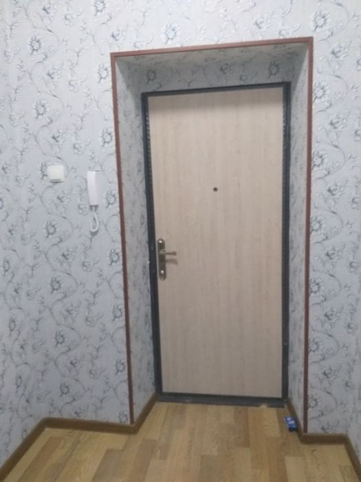 ДИҚҚАТ ЭЪЛОН ! ! ! Квартира сотилади ками бор!