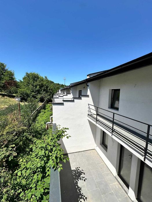 Ultimile 2 Case de vânzare Cartier Rezidențial