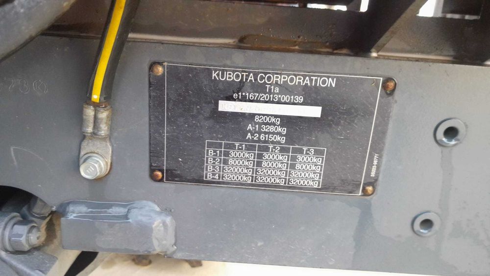 Tractor KUBOTA M105GX IV 81kw 110cai putere 1348 ore, fabricat 2021