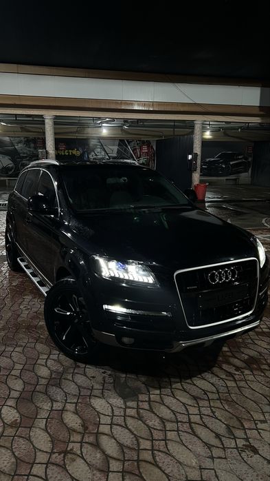Audi Q7 2009yili