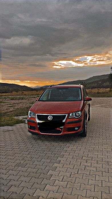 Volkswagen Cross Touran