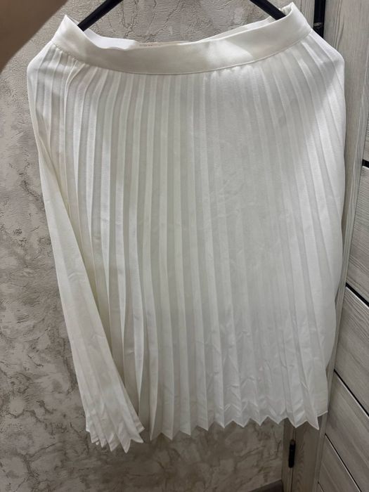 Yubka kotton brendiga mansub