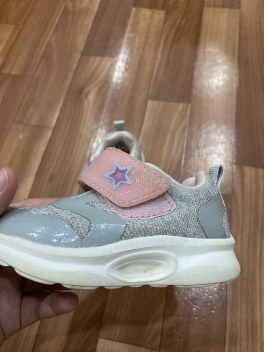Детские кроссовки на девочку Дешево