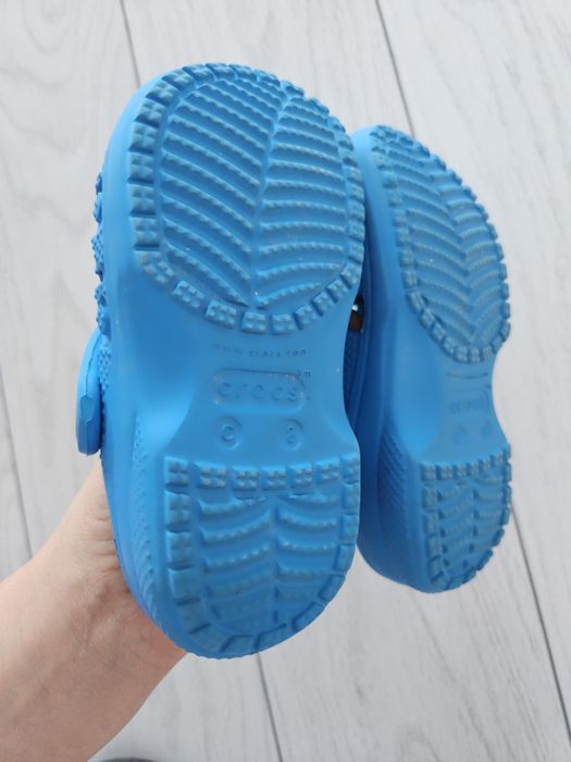 Vand crocs copii, marimea 8 (24-25) - 50 Ron