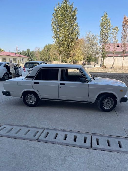 2107 Жигули сотилади