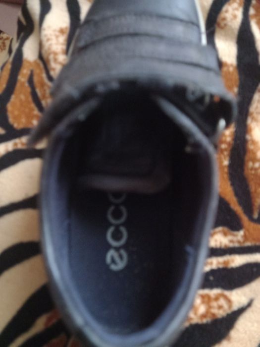 Pantofi Ecco baieti marimea 28