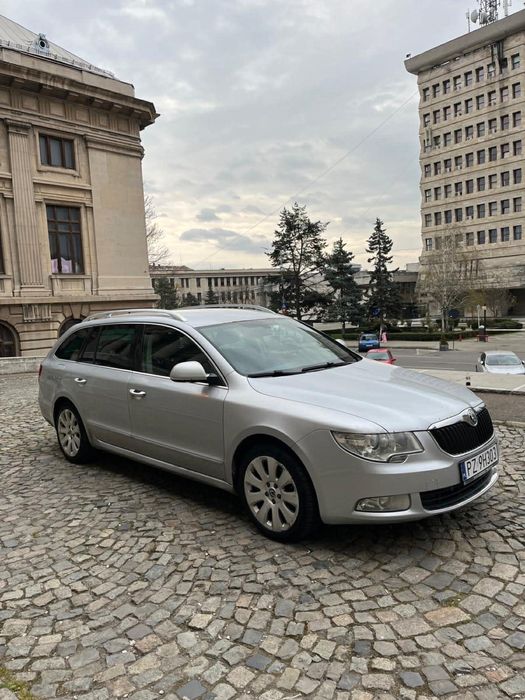 Vand skoda superb combi 2010 2.0 dsg