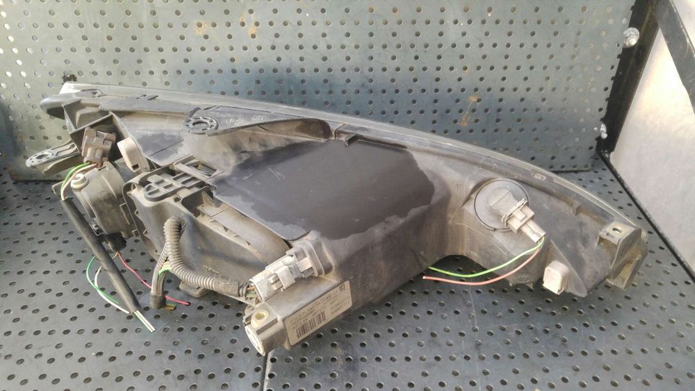 Far stanga peugeot 206 2a c 9628666880