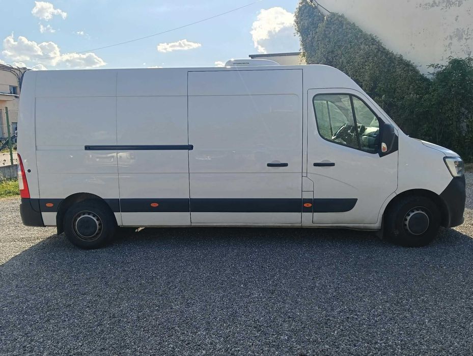 Autoutilitara Renault L3H2 Master 150 cp Fri