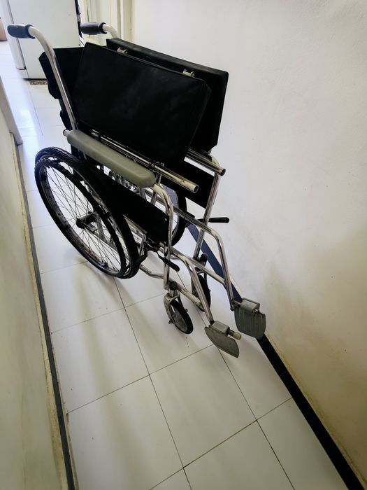 Инвалидная коляска