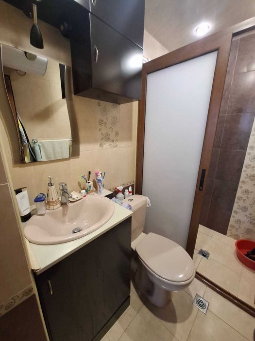 Продава се Тристаен апартамент в Казанлък - 100 кв.м за 1046 €/кв.м - Снимка #1