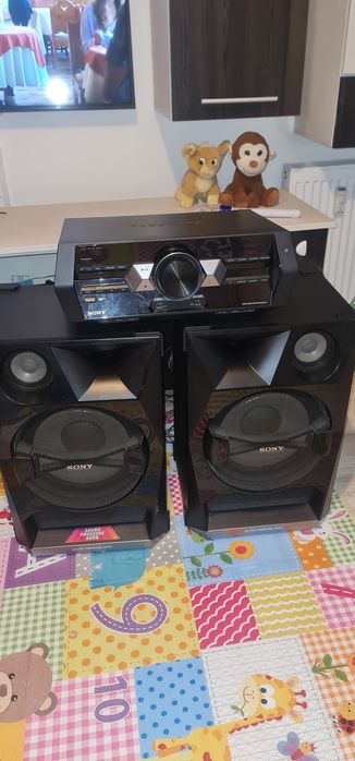 Sony shake x33 2500 lei