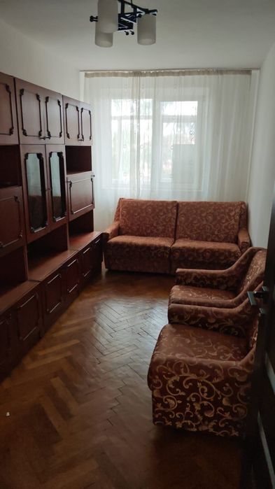 Apartament de închiriat