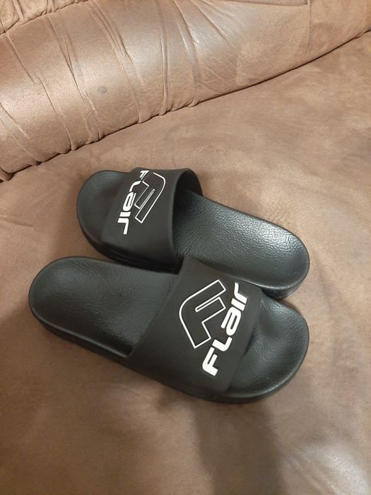 Дамски чехли, Flair