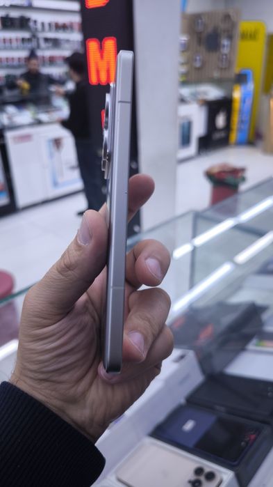 xiaomi 14 T pro  12/1024 titan gray