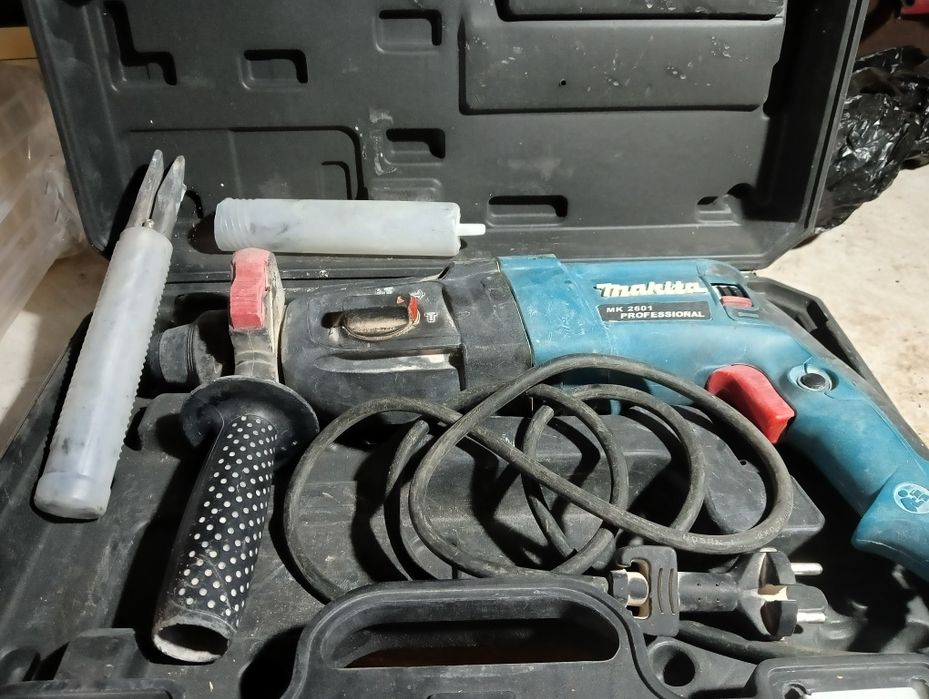 Перфоратор makita