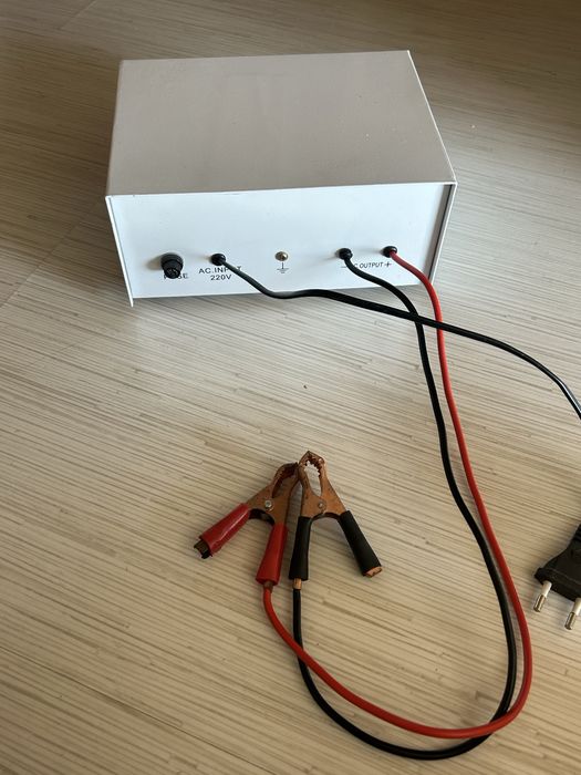 Зарядное устройство для авто (6V/12V)