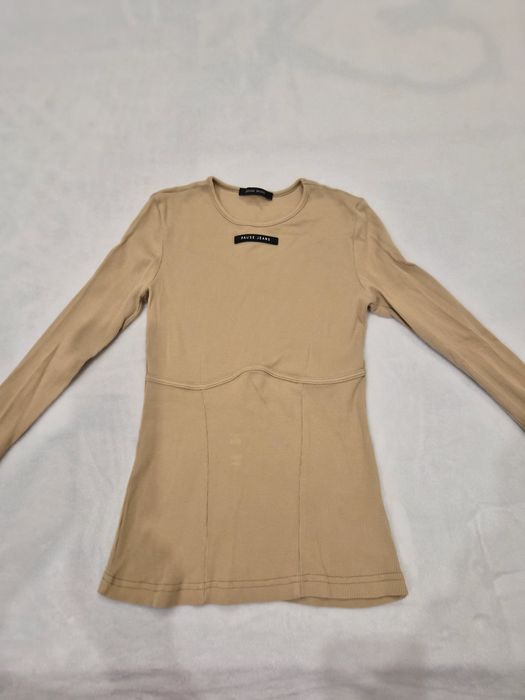 Бежова блуза  Pause