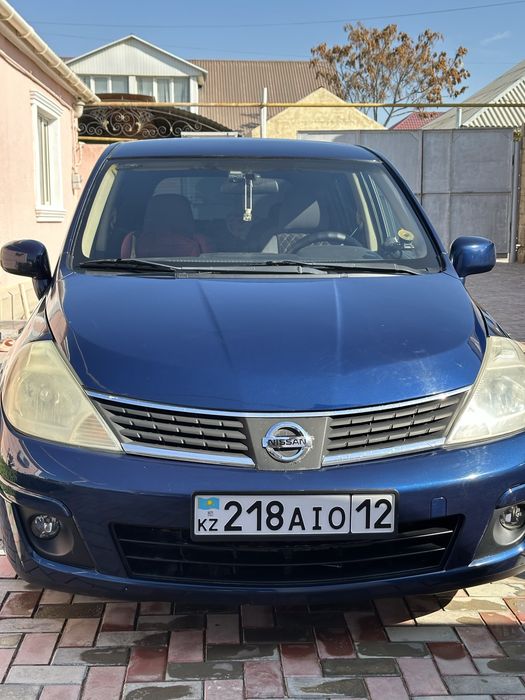 Продам Nissan versa 2008